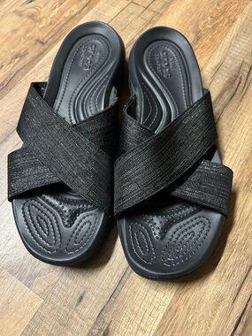 Crocs Capri Shimmer Cross Band Sandals Women’s Size 10 - Black